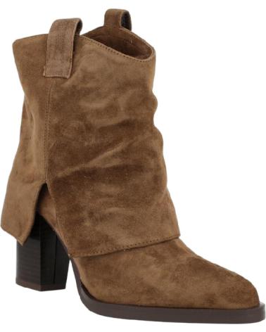 ITSE RIOTA TAUPE SUEDE ANKLE BOOT VARIOS COLORES