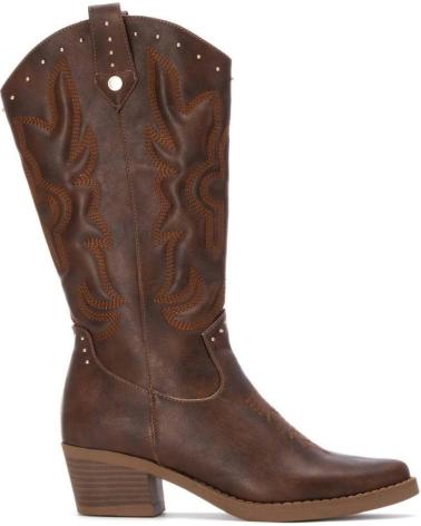 XTI BOTA COWBOY CAMEL COM DETALHES METÁLICOS CAMEL