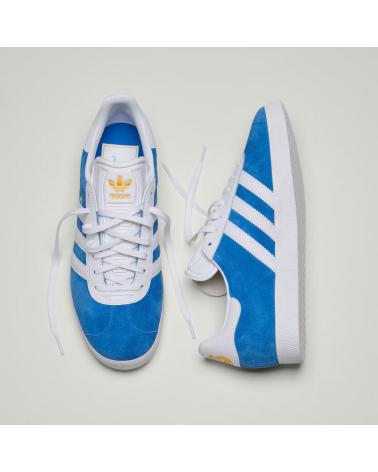 ADIDAS GAZELLE REAL MADRID JR4158 BLEU ET BLANC ROYAL BLUE ADIDAS GAZELLE REAL MADRID JR4158 BLEU ET BLANC ROYAL BLUE