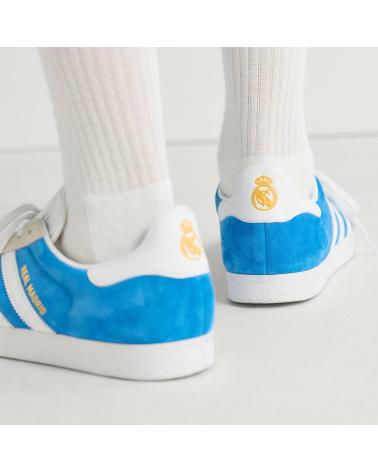 ADIDAS GAZELLE REAL MADRID JR4158 BLEU ET BLANC ROYAL BLUE ADIDAS GAZELLE REAL MADRID JR4158 BLEU ET BLANC ROYAL BLUE