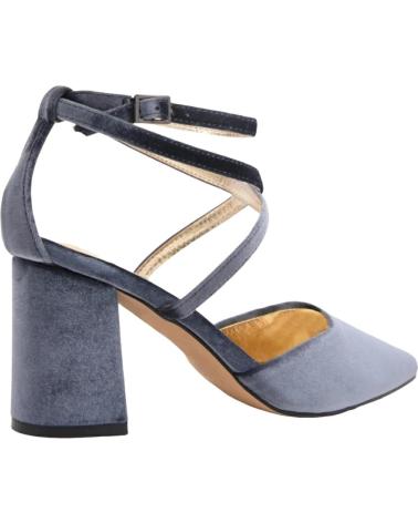 SALONES AZAREY DE TERCIOPELO GRIS CON TACÓN ANCHO Y TIRAS CRUZADAS GRIS