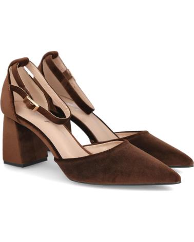 BUBBLE BOBBLE M785 ZAPATO DE TERCIOPELO CON TACON MARRON