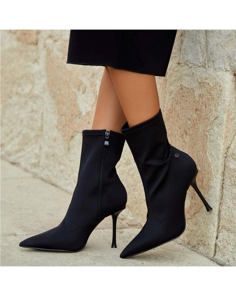 BOTIM DE SALTO FINO BUBBLE BOBBLE AW-5465 PRETO NEGRO