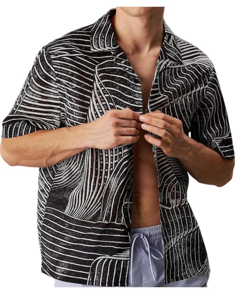 CALVIN KLEIN CAMISA CON ESTAMPADO EN NEGRO CALVIN KLEIN CAMISA CON ESTAMPADO EN NEGRO