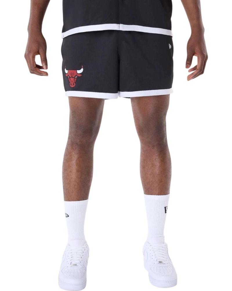 NEW ERA SHORT CHICAGO BULLS NBA TEAM LOGO NEGRO NEW ERA SHORT CHICAGO BULLS NBA TEAM LOGO NEGRO