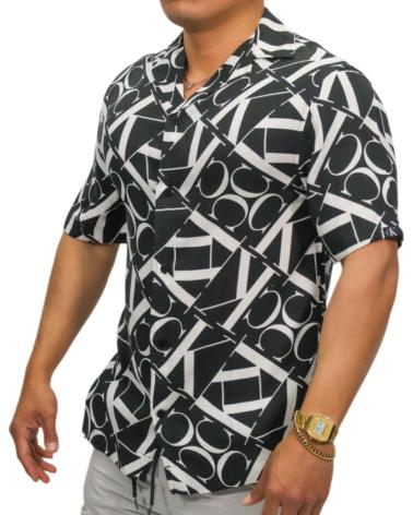 CALVIN KLEIN CAMISA DE PLAYA ESTAMPADA MONOGRAMA NEGRO