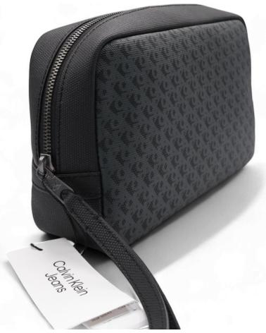 TROUSSE DE TOILETTE CALVIN KLEIN JEANS MONOGRAM CK25 NOIR