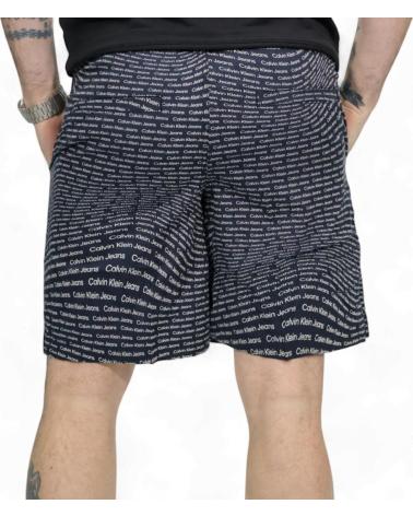 CALVIN KLEIN SHORT AOP MULTILOGO NEGRO