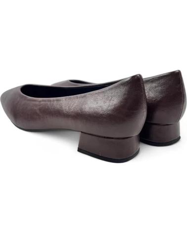 TIMBOS HEELED COURT SHOES 132057 BROWN MARRóN