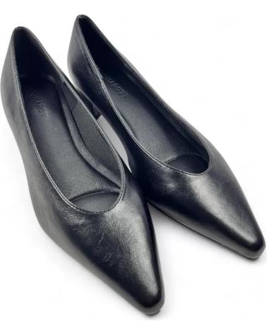 TIMBOS HEELED COURT SHOES MODEL 132054 BLACK NEGRO