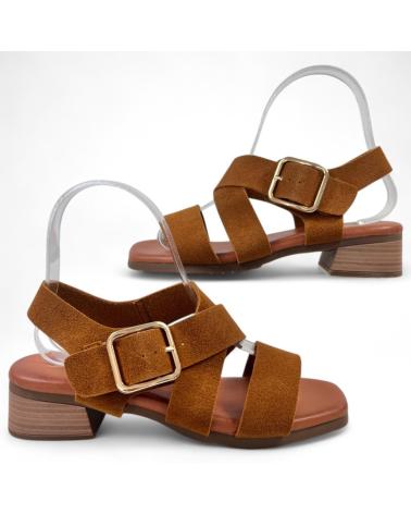 TIMBOS CAMEL LOW HEEL SANDAL 131394 MARRóN
