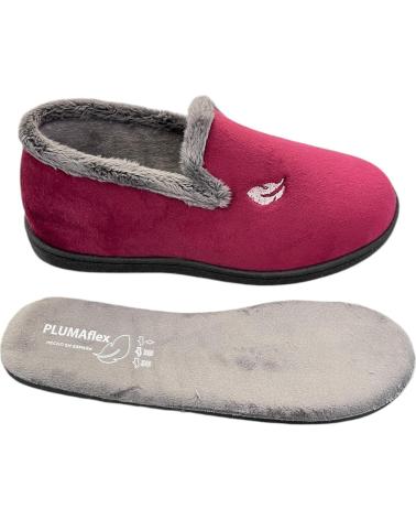 PLUMAFLEX CLOSED HOUSE SLIPPERS 12203 HOLLAND BURGUNDY WITH TASSEL BURDEOS