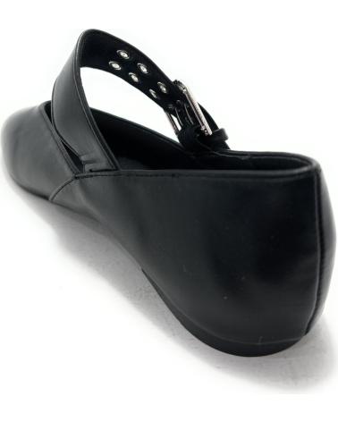 KISS LEISS MANOLETINAS CORREA REMACHES HEBILLA NEGRO