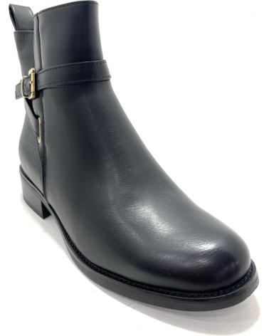 BOTTINE PLATE CHIC VISION EN SIMILI DAIM NOIR AVEC BOUCLES NEGRO