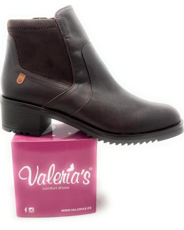 BOTIM DE PELE VALERIAS COM FECHO LATERAL E SALTO BAIXO - CASTANHO MARRóN