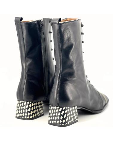 NEMONIC STIEFEL 2235 SCHWARZ MIT SCHNÜRSENKELN UND NIETENABSATZ NEGRO