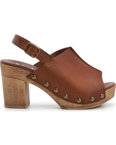 LOIS JEANS SANDALIA ALTA DE PIEL ZUECO CON CIERRE TALON LOIS MARRON