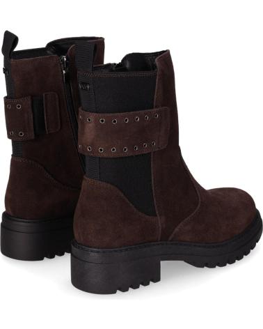 BOTA CHIKA10 AINHOA 01 CASTANHA MARRON-BROWN