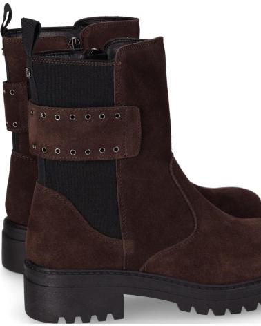 BOTA CHIKA10 AINHOA 01 CASTANHA MARRON-BROWN