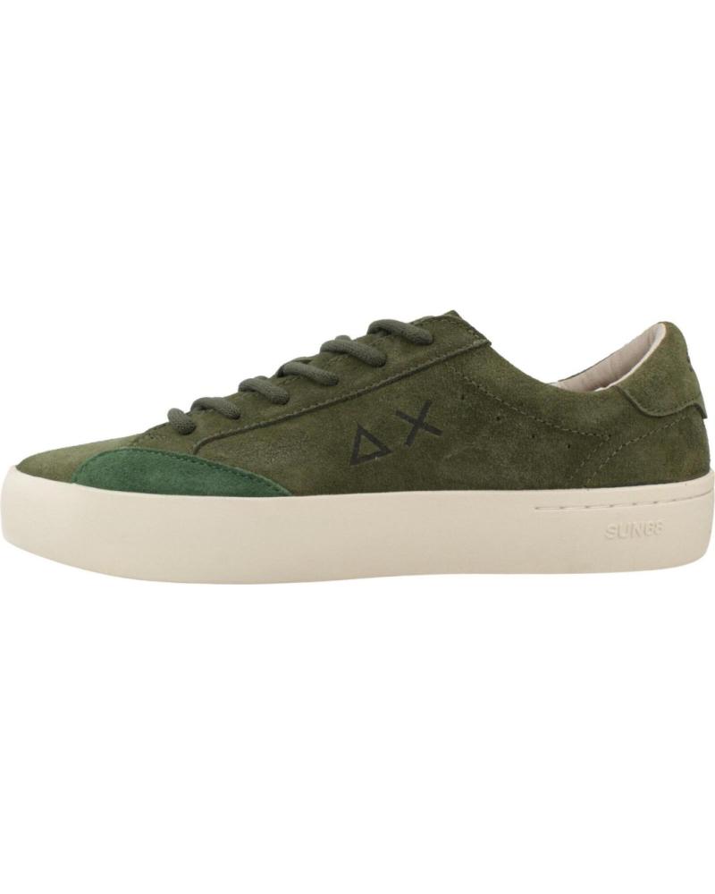 SUN68 ZAPATILLAS HOMBRE MODELO STREET SUEDE COLOR VERDE S74 MILITA