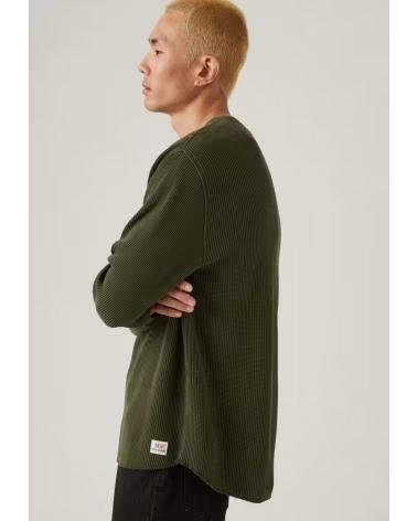 SUDADERA LEVI´S A92490019 PARA HOMBRE EN VERDE
