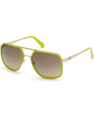 OCCHIALI DA SOLE QUADRATI GUESS GU69785895N CON MONTATURA VERDE NEON E LENTI MARRONI
