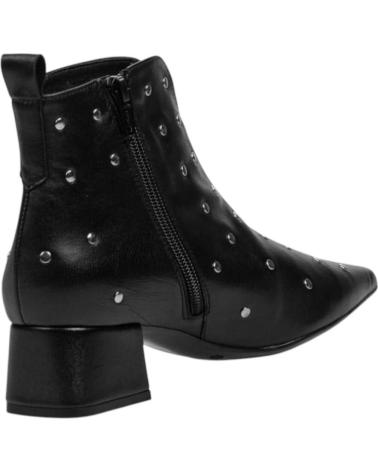 STIVALETTO DESIREÉ RABAT5 NERO CON BORCHIE NEGRO