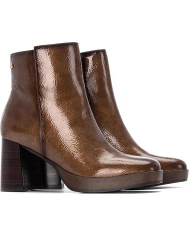 Inizio-CARMELA-BOTIN-EN-COLOR-PARA-MUJER-TAUPE