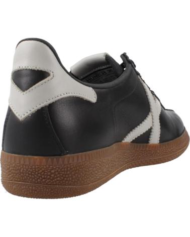 MUNICH ZAPATILLAS HOMBRE MODELO BARRU COLOR NEGRO 157