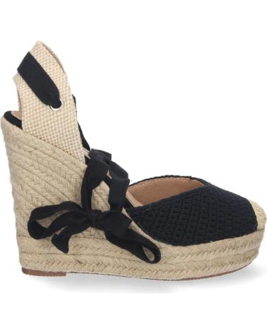 KEILABSATZ-SANDALE PUNTOSALAO MIT GESCHLOSSENEM VORDERBLATT FÜR DAMEN, SCHWARZ VARIOS COLORES