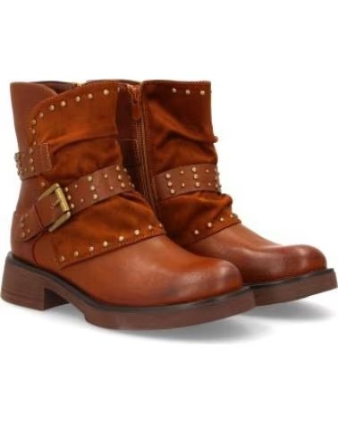 STIVALI DA DONNA SPORT3PUNTO0 4366 CAMEL CON BORCHIE E FIBBIA VARIOS COLORES