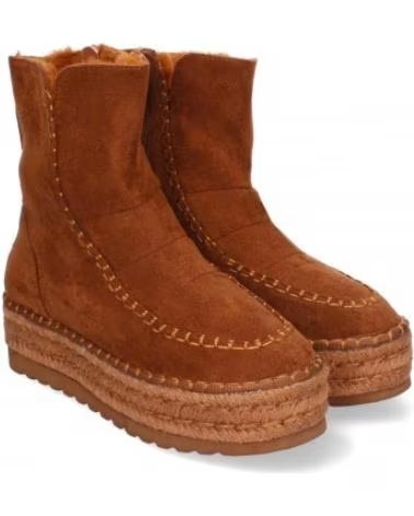 BOTAS SPORT3PUNTO0 YZ23 CON PLATAFORMA Y DETALLES COSIDOS VARIOS COLORES