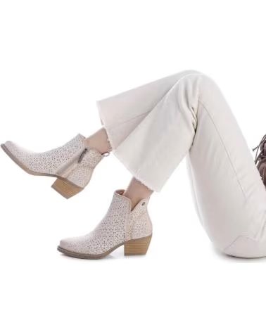 REFRESH STIEFEL 175041 MIT PERFORATIONEN HIELO