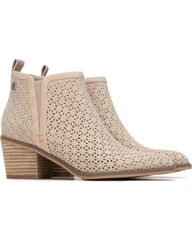 BOTAS REFRESH 175152 COM DESIGN VAZADO E SALTO BLOCO BEIGE