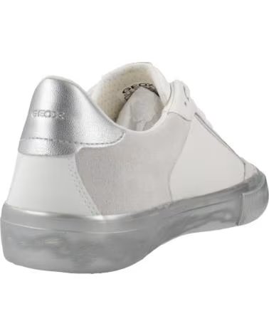 GEOX TÊNIS FEMININO MODELO D EMMELENY COM DETALHES PRATEADOS C0007 C0007