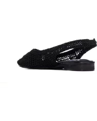 SCARPE SLINGBACK XTI CON FINITURA IN PIZZO NEGRO
