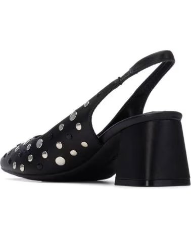 REFRESH ZAPATOS DE TACÓN REFRESH 175093 CON TACHUELAS NEGRAS NEGRO
