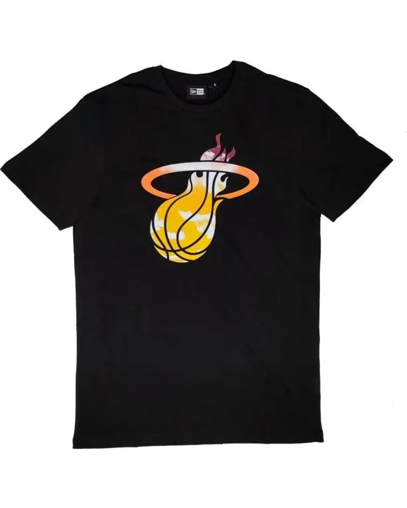 NEW ERA NEW ERA MIAMI HEAT NBA SKY PRINT BLACK SHORT SLEEVE T-SHIRT 1