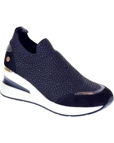 ZAPATILLAS XTI MUJER NEGRAS CON CUÑA Y ESTILO CALCETÍN NEGRO