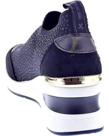 ZAPATILLAS XTI MUJER NEGRAS CON CUÑA Y ESTILO CALCETÍN NEGRO
