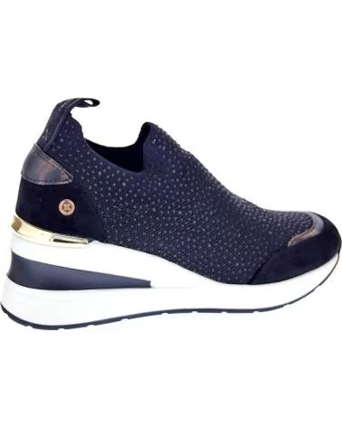 ZAPATILLAS XTI MUJER NEGRAS CON CUÑA Y ESTILO CALCETÍN NEGRO