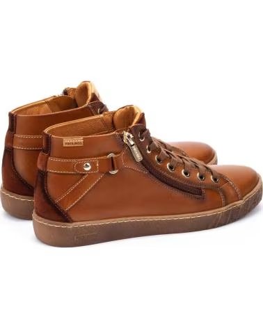 BOTÍN DEPORTIVO PIKOLINOS LANZAROTE W7B-8868C1 EN PIEL COLOR BRANDY