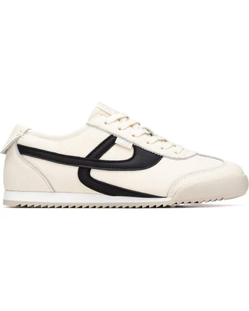 XTI SPORTS SNEAKERS IN BEIGE WITH CONTRAST SIDE DETAIL