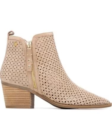 CARMELA BOTINES CARMELA DE PIEL BEIGE CON PERFORACIONES BEIGE