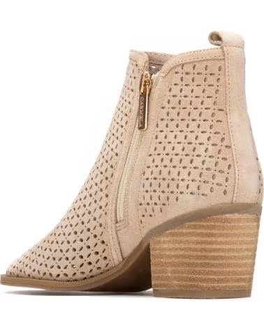 CARMELA BOTINES CARMELA DE PIEL BEIGE CON PERFORACIONES BEIGE