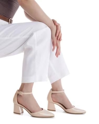 REFRESH ALPARGATA 175075 EN PARA MUJER BEIGE