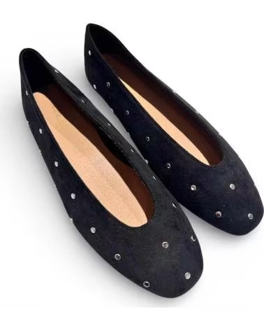 TIMBOS SAPATILHAS RASAS TIMBOS FEMININAS COM TACHAS PRETAS NEGRO