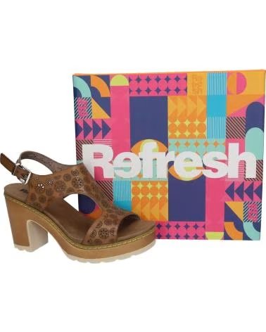 REFRESH SANDALIA DE TACÓN CON PLATAFORMA Y GRABADO FLORAL TAUPE
