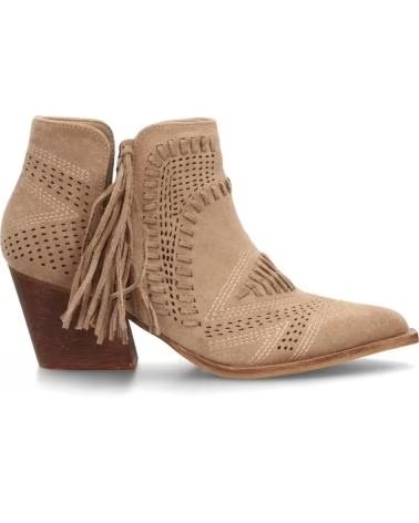 SPORT3PUNTO0 BOTAS DE CAMURÇA COM FRANJAS E DETALHE PERFURADO PARA MULHER VARIOS COLORES