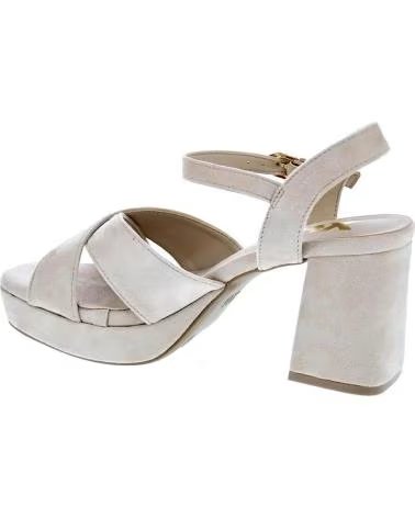 SANDALIAS DE PLATAFORMA CON TIRAS CRUZADAS XTI BEIGE